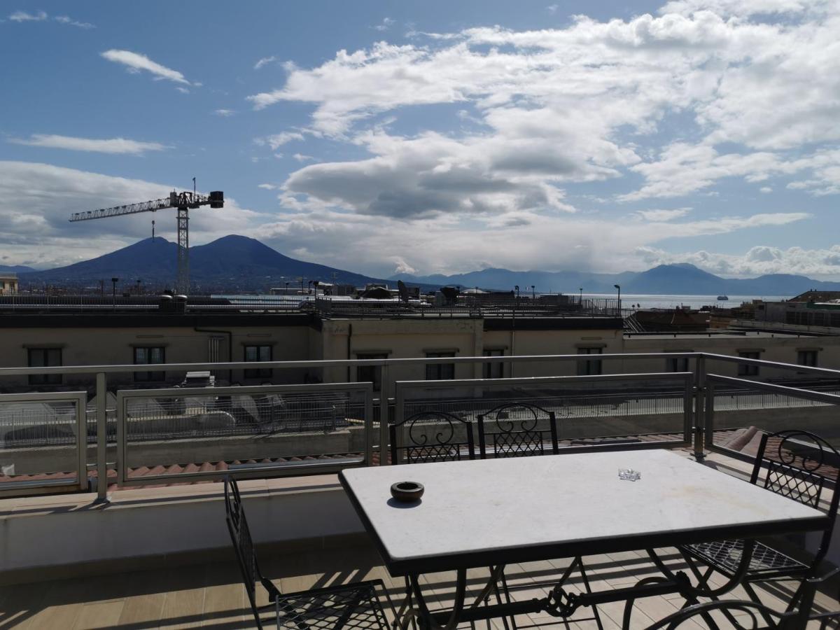 Royal Boutique Napoli Hotel Exterior photo